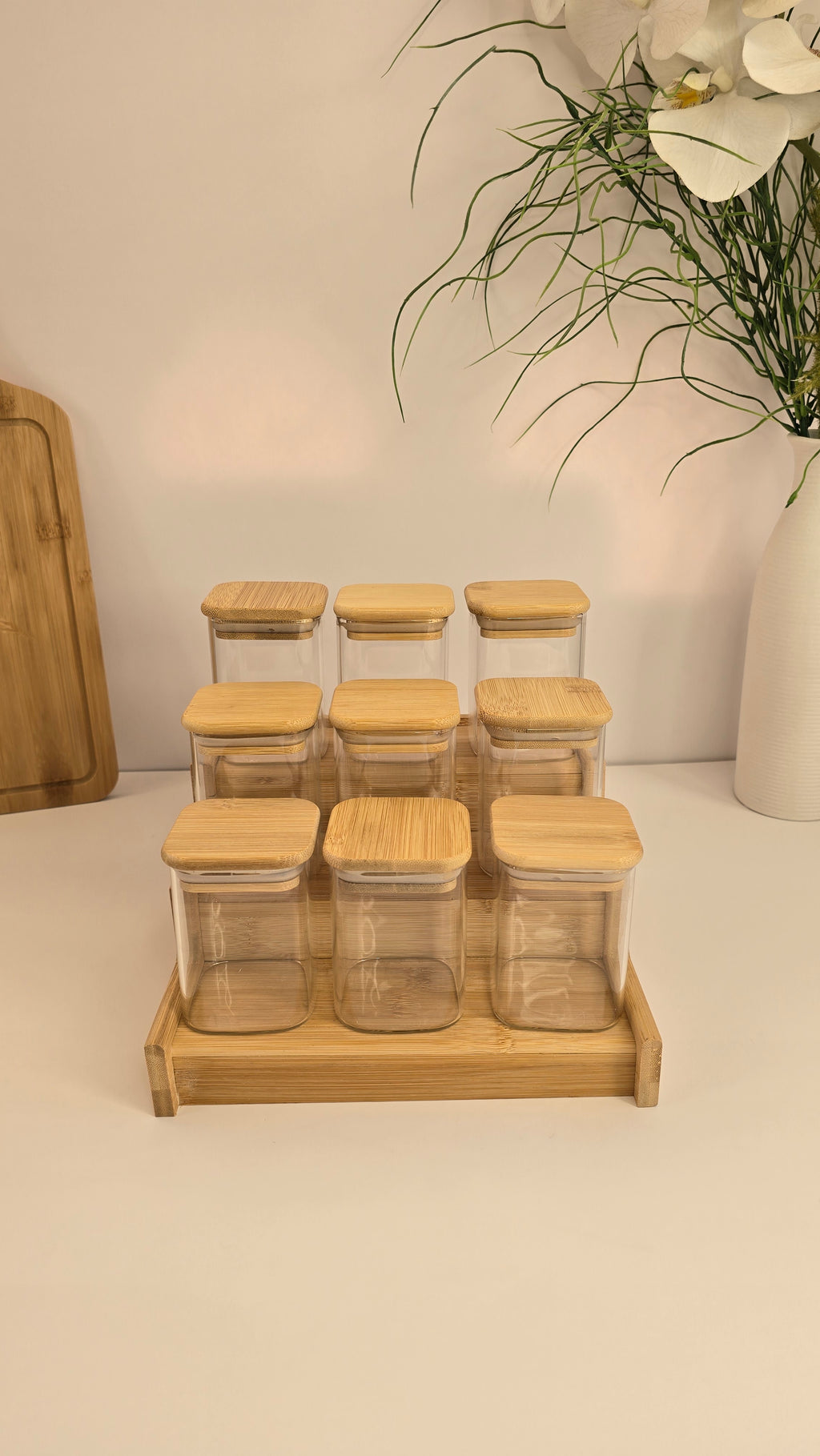 Beiryta nine-jar bamboo spice rack set viewed from the front