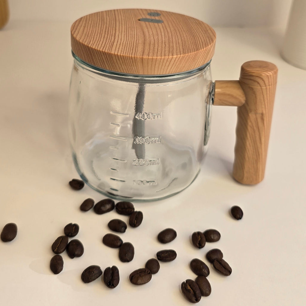 Beiryta electric milk frother with bamboo lid and elegant storage container.