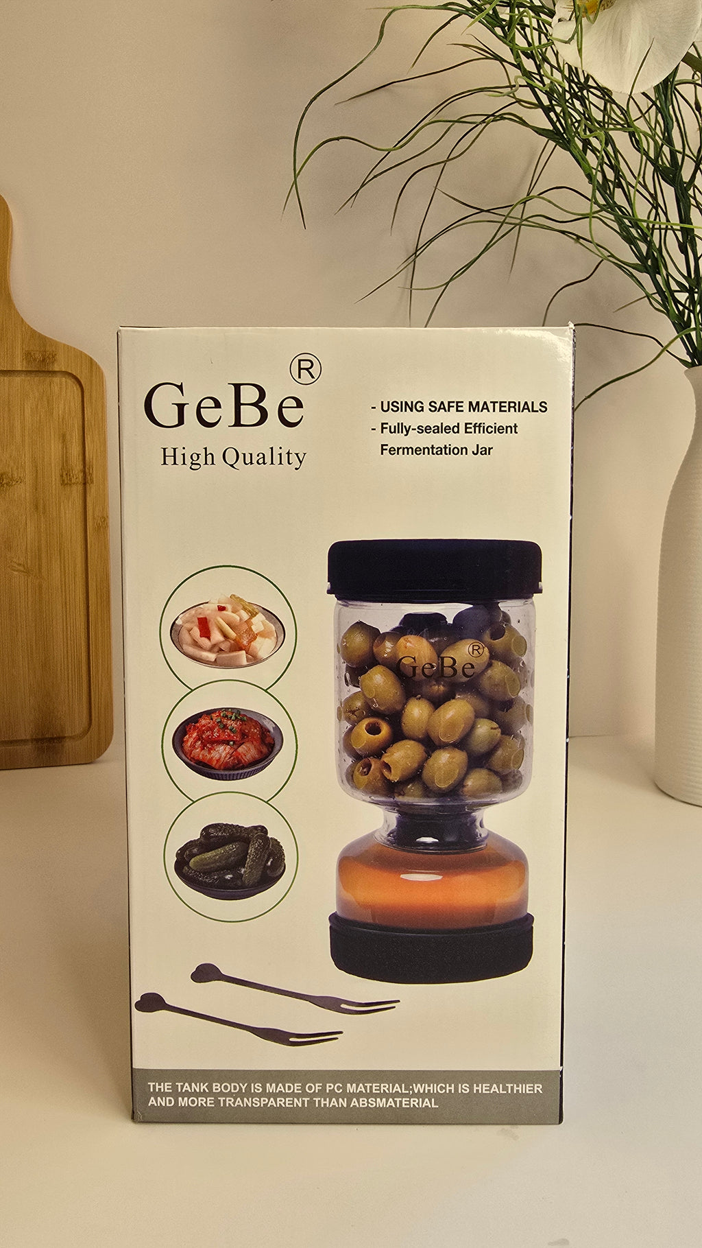 Beiryta glass fermentation jar retail packaging.