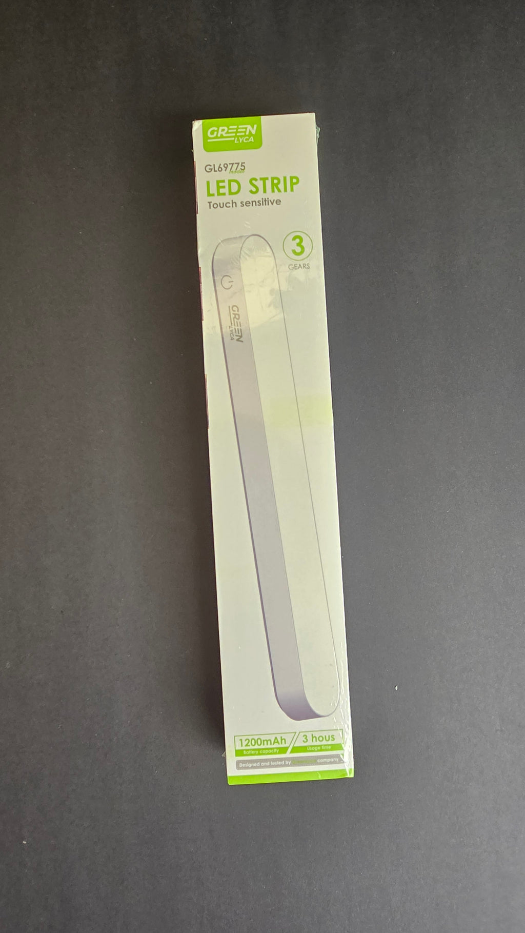 box.jpg
Green Lyca GL69775 rechargeable LED strip light packaging showing touch control and three brightness levels