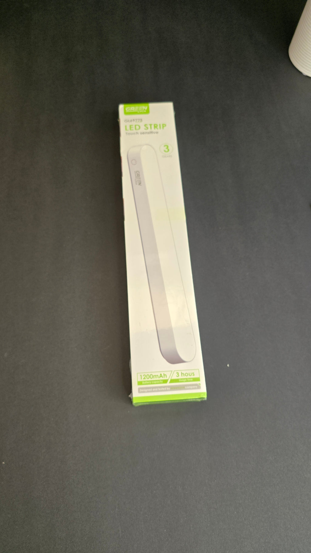 Rechargeable magnetic LED light bar box showing 1200 mAh battery capacity
