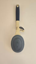 Close-up of the flexible silicone bristles on the Beiryta double-sided dishwashing brush