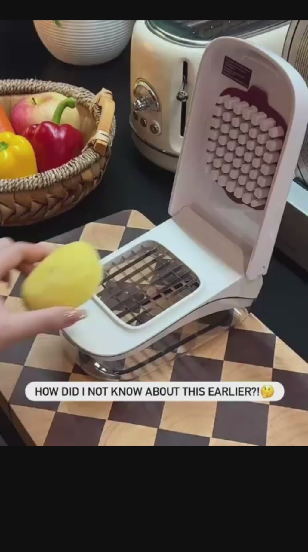 Beiryta Easy-Press Vegetable Chopper dicing potatoes, carrots and onions into its collection container